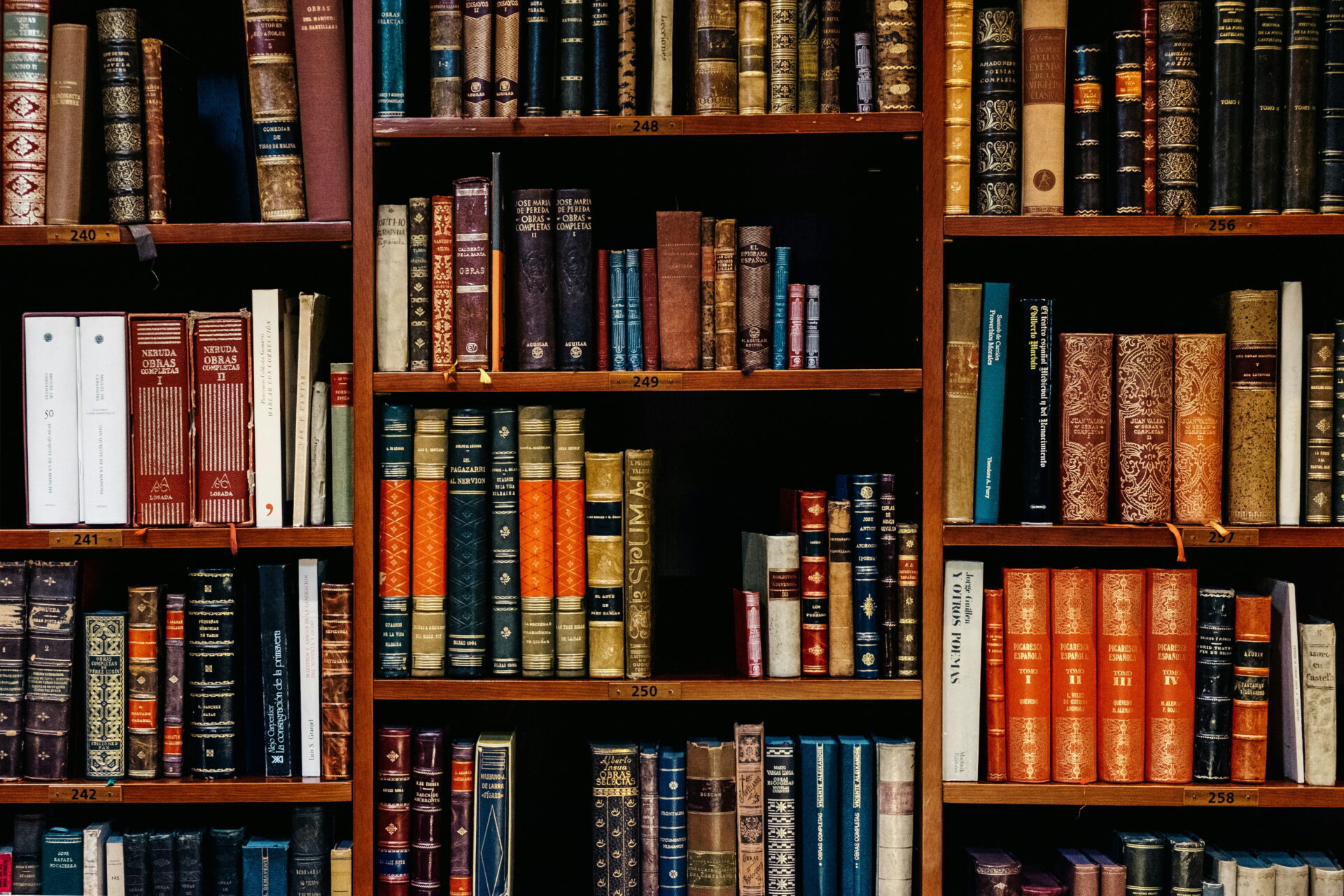 Büchersammlung aus einem Erbnachlass